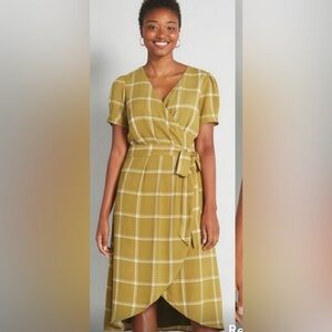 ModCloth Poetic Presence Chartreuse Plaid faux Wrap Dress. Vintage vibes. Sz L